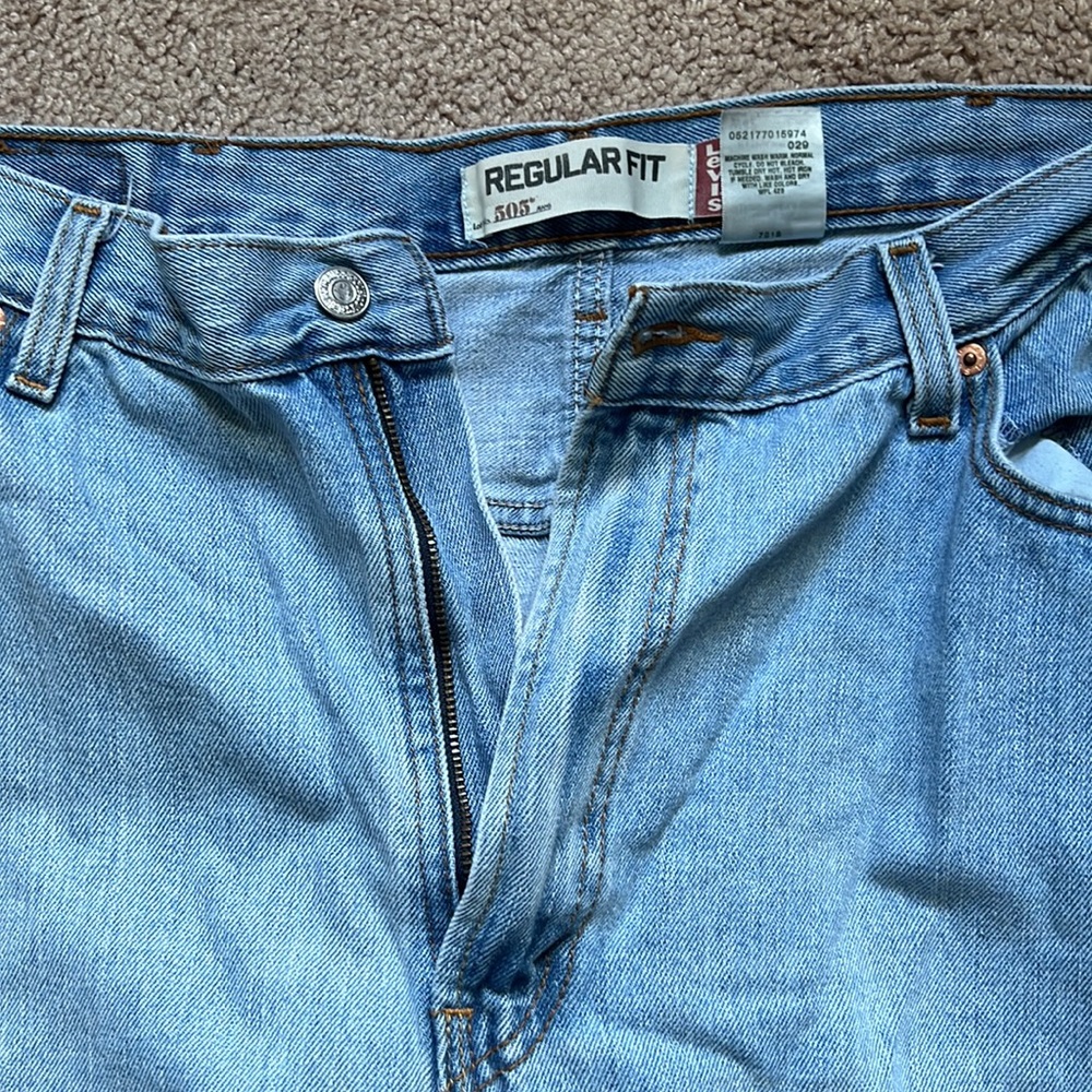 Levi jeans - Picture 2 of 5